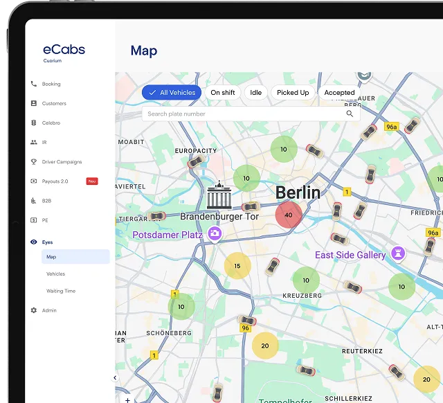 Live-Karte von Berlin im Dispositionsportal mit Fahrzeugen nach Gebieten gruppiert
